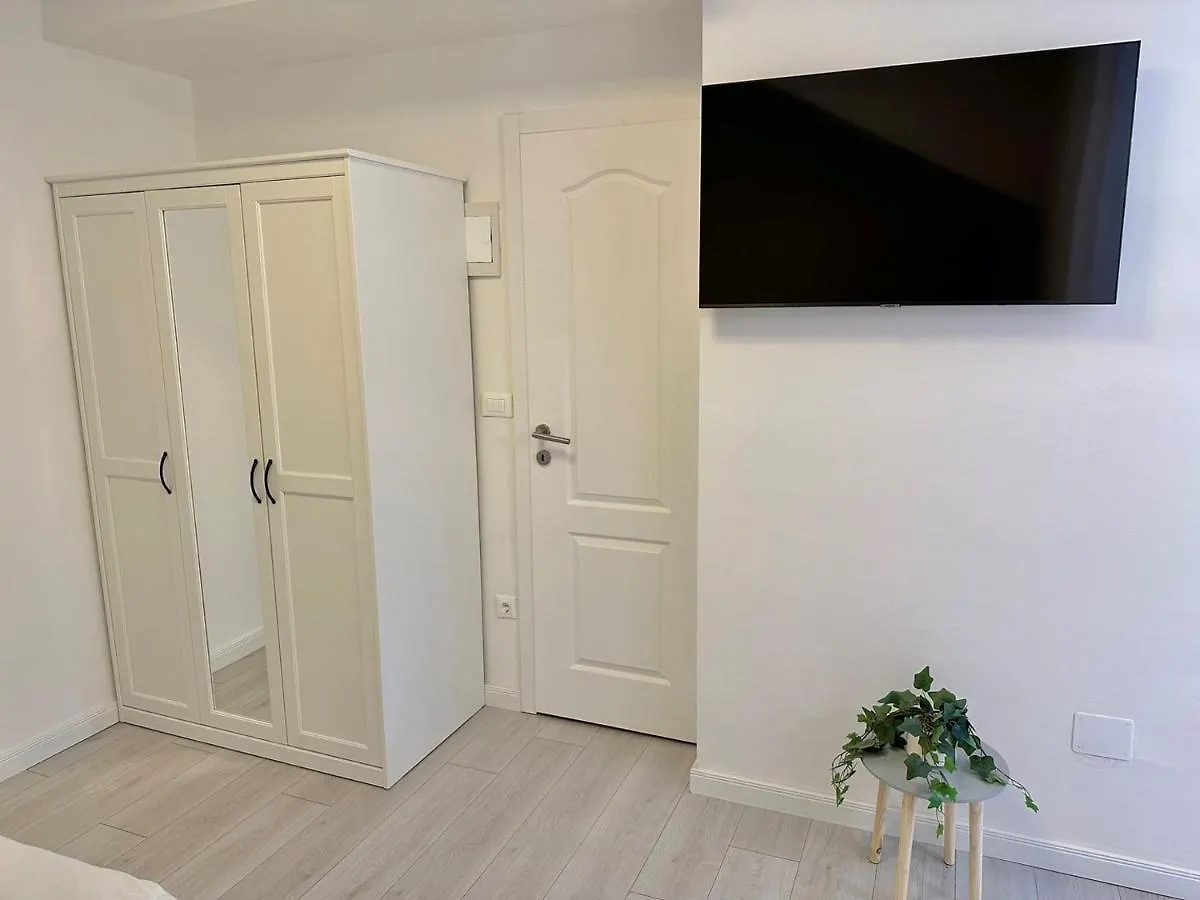 Apartment Teo With Terrace Rovinj
