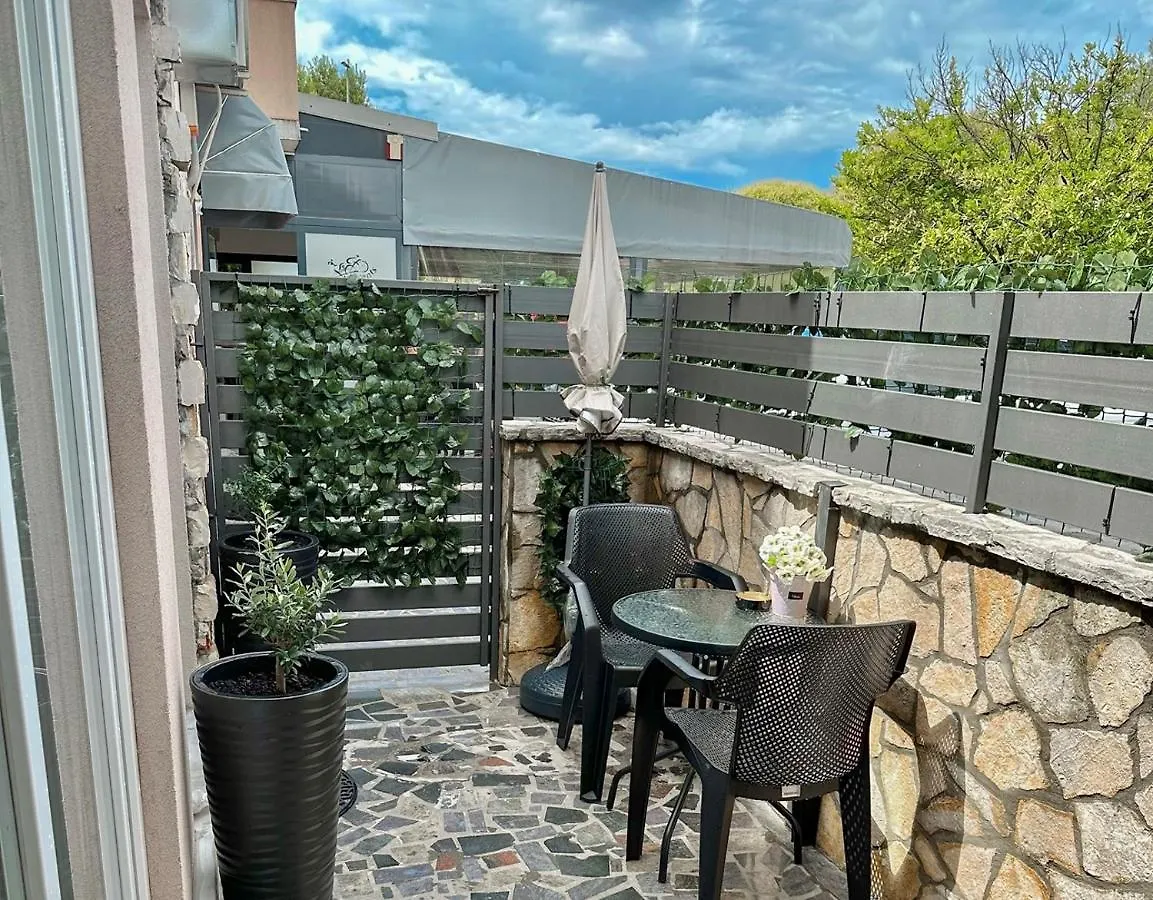 Apartment Teo With Terrace Rovinj Croatia
